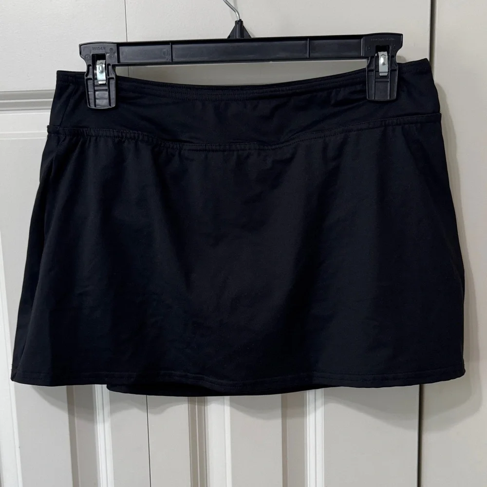 Lands End Black Swim Skirt w/ Light Tummy Control